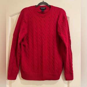Men’s Roundtree & Yorke sweater. Size L